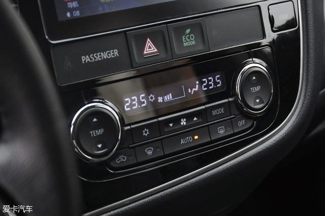 ŷ���¶Ա�RAV4