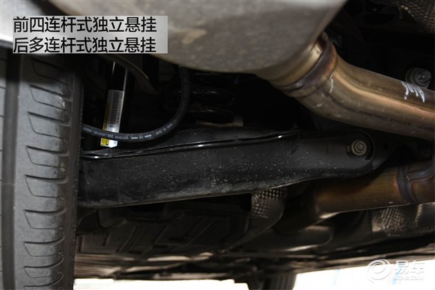 动力更猛 贵4万！ 测奔驰E300L运动豪华型