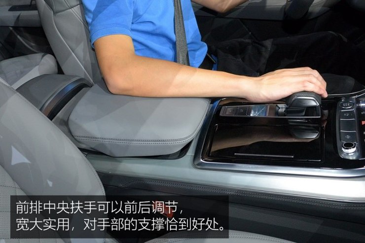 奥迪(进口) 奥迪Q8 2018款 基本型 奥迪(进口) 奥迪Q8 2018款 基本型