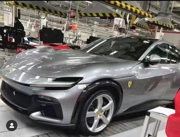 法拉利首款SUV曝光 2022下半年正式发布
