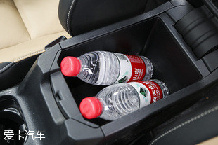 ŷ���¶Ա�RAV4