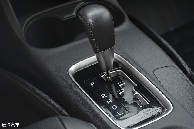 ŷ���¶Ա�RAV4