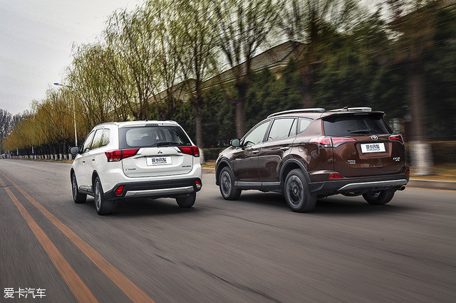 ŷ���¶Ա�RAV4