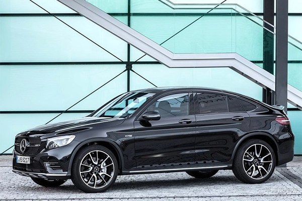 AMG GLC43 Coupe官图发布 巴黎车展首