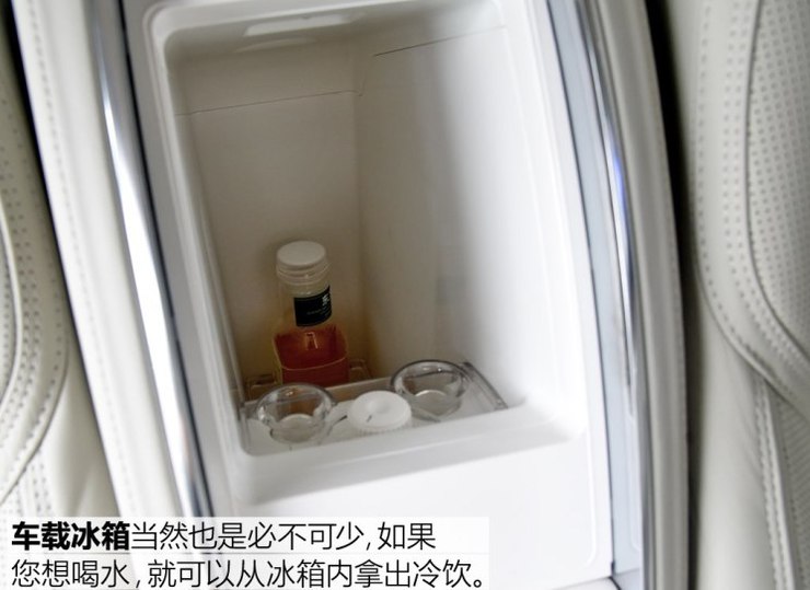 沃尔沃亚太 沃尔沃S90新能源 2019款 T8 E驱混动 荣誉版 3座 沃尔沃亚太 沃尔沃S90新能源 2019款 T8 E驱混动 荣誉版 3座