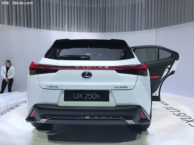 2018日内瓦车展 雷克萨斯UX正式发布