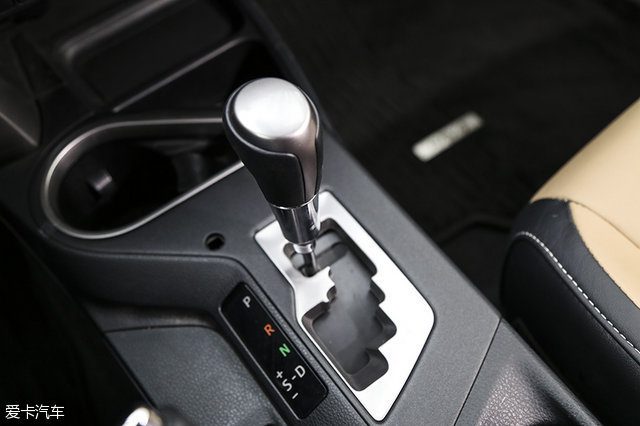 ŷ���¶Ա�RAV4