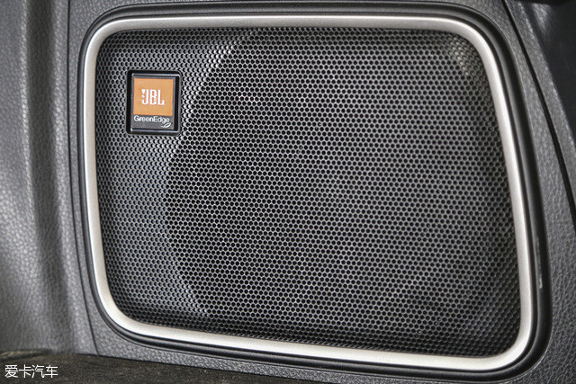 ŷ���¶Ա�RAV4