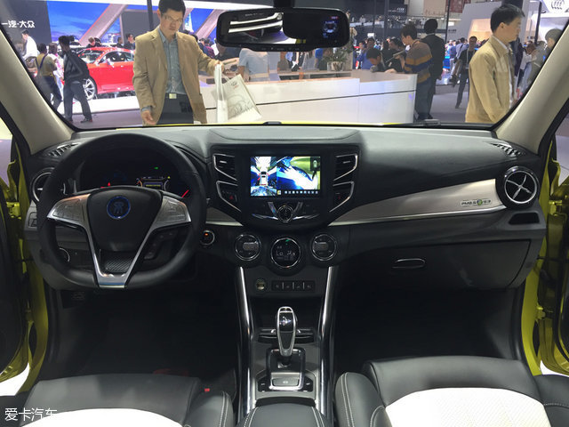 2016北京車展：比亞迪宋EV車型正式發布