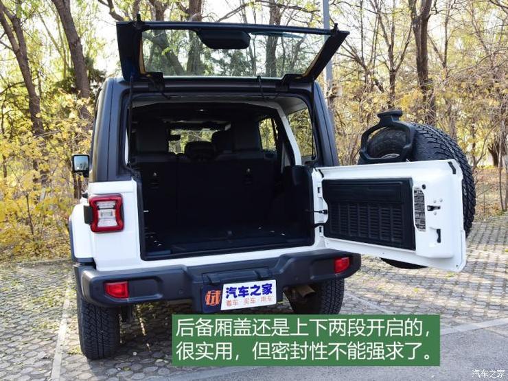 Jeep(进口) 牧马人 2018款 2.0T Sahara 四门版 Jeep(进口) 牧马人 2018款 2.0T Sahara 四门版