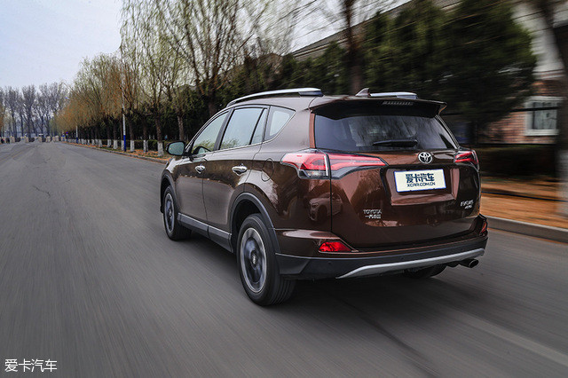 ŷ���¶Ա�RAV4