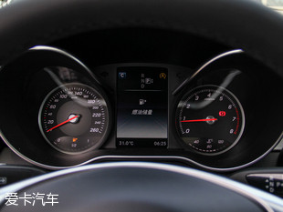 北京奔驰2015款奔驰C级