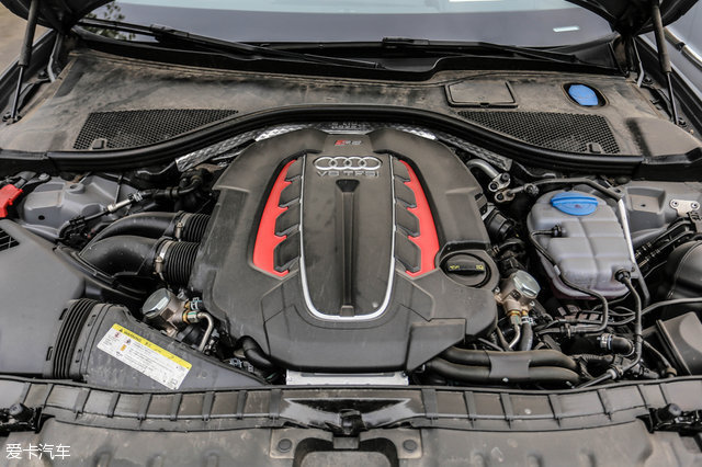 奥迪RS2016款奥迪RS6