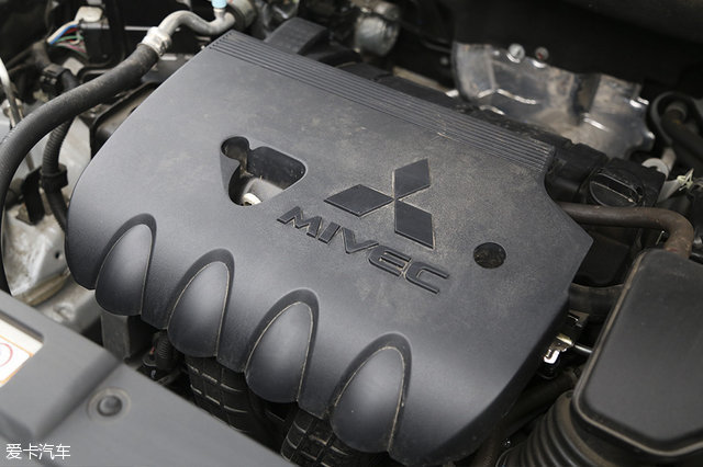 ŷ���¶Ա�RAV4