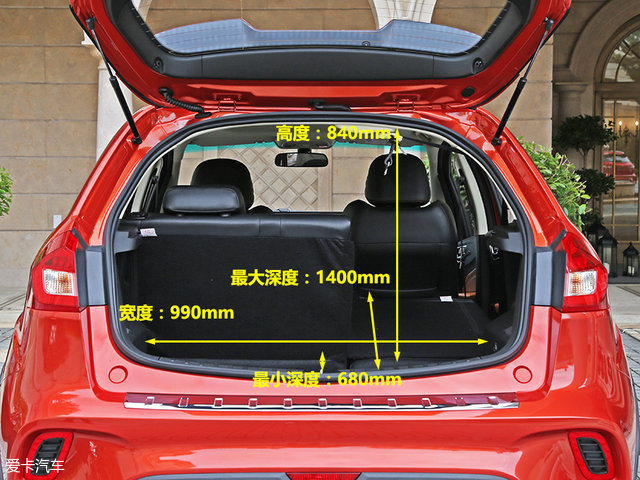 放诸四海皆准 爱卡汽车实拍吉利远景x3_评车_一猫汽车网