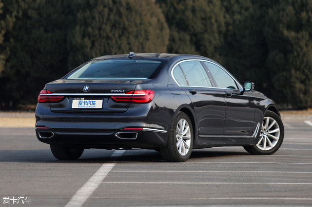 才不是小马拉大车宝马730li试驾测试
